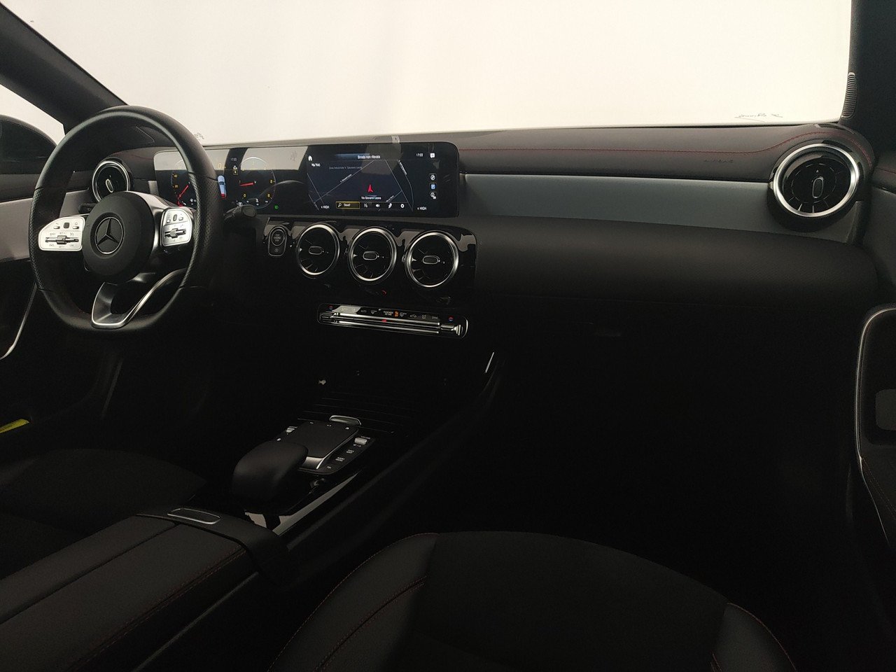 CLA Shooting Brake 200 d Premium auto - Certified