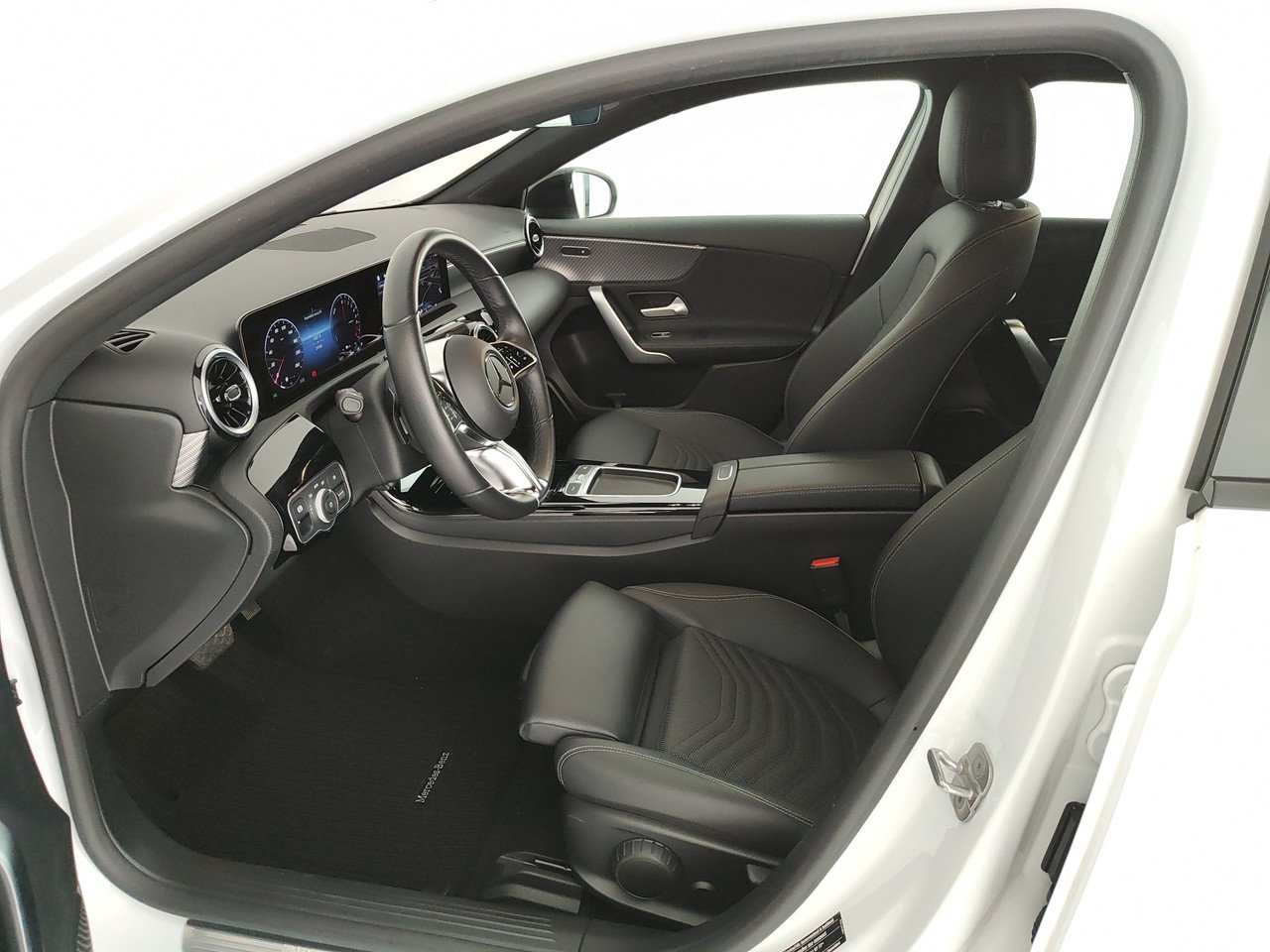 A 250 e phev Progressive Advanced auto - Certified