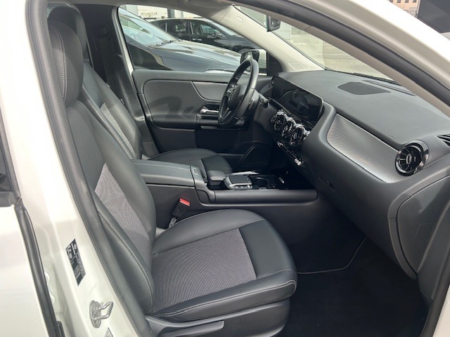 GLA 180 d Business Extra auto - Certified