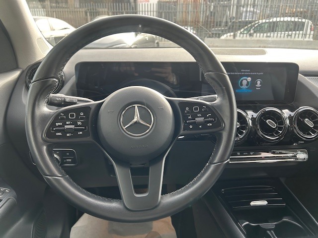 GLA 180 d Business Extra auto - Certified