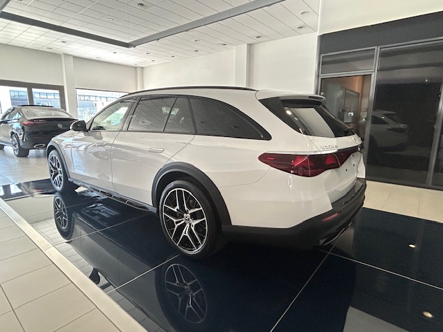 E SW All-Terrain 220 d Premium 4matic auto - Certified