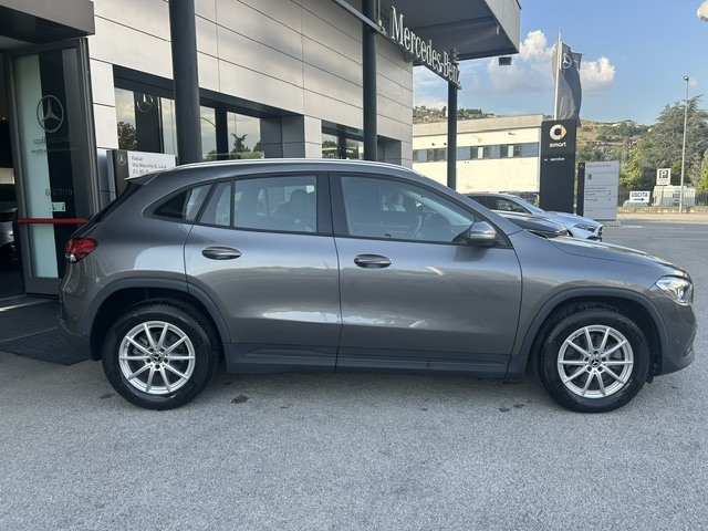 GLA 200 d Business Extra auto - Certified
