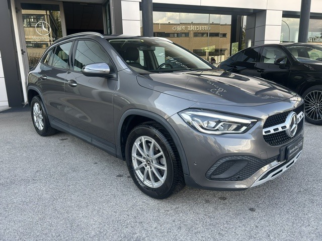 GLA 200 d Business Extra auto - Certified