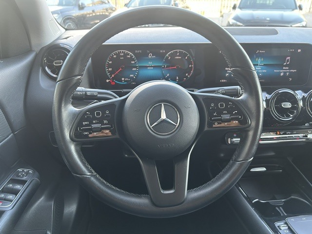 GLA 200 d Business Extra auto - Certified