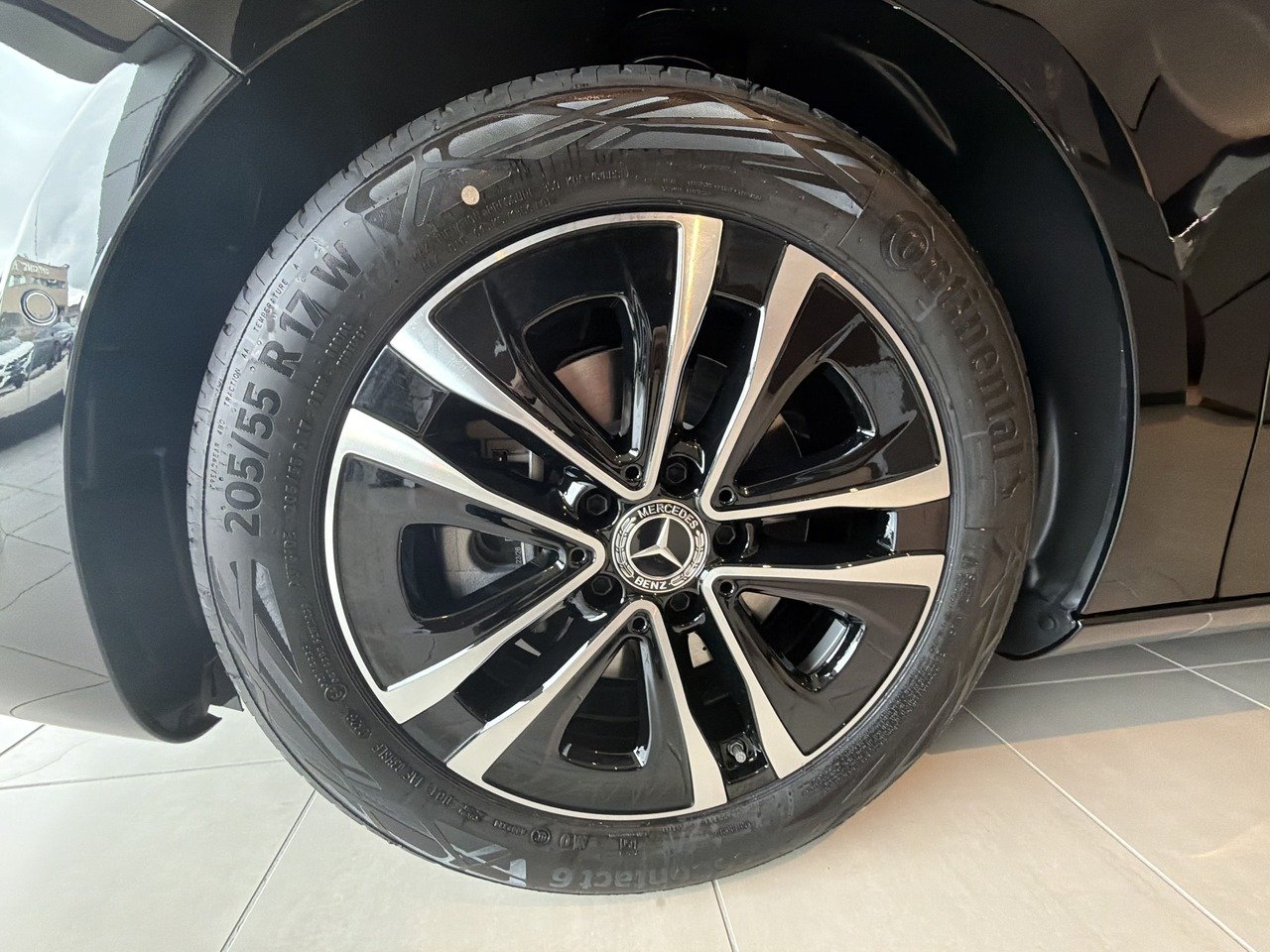 A 180 d Progressive Extra auto - Certified