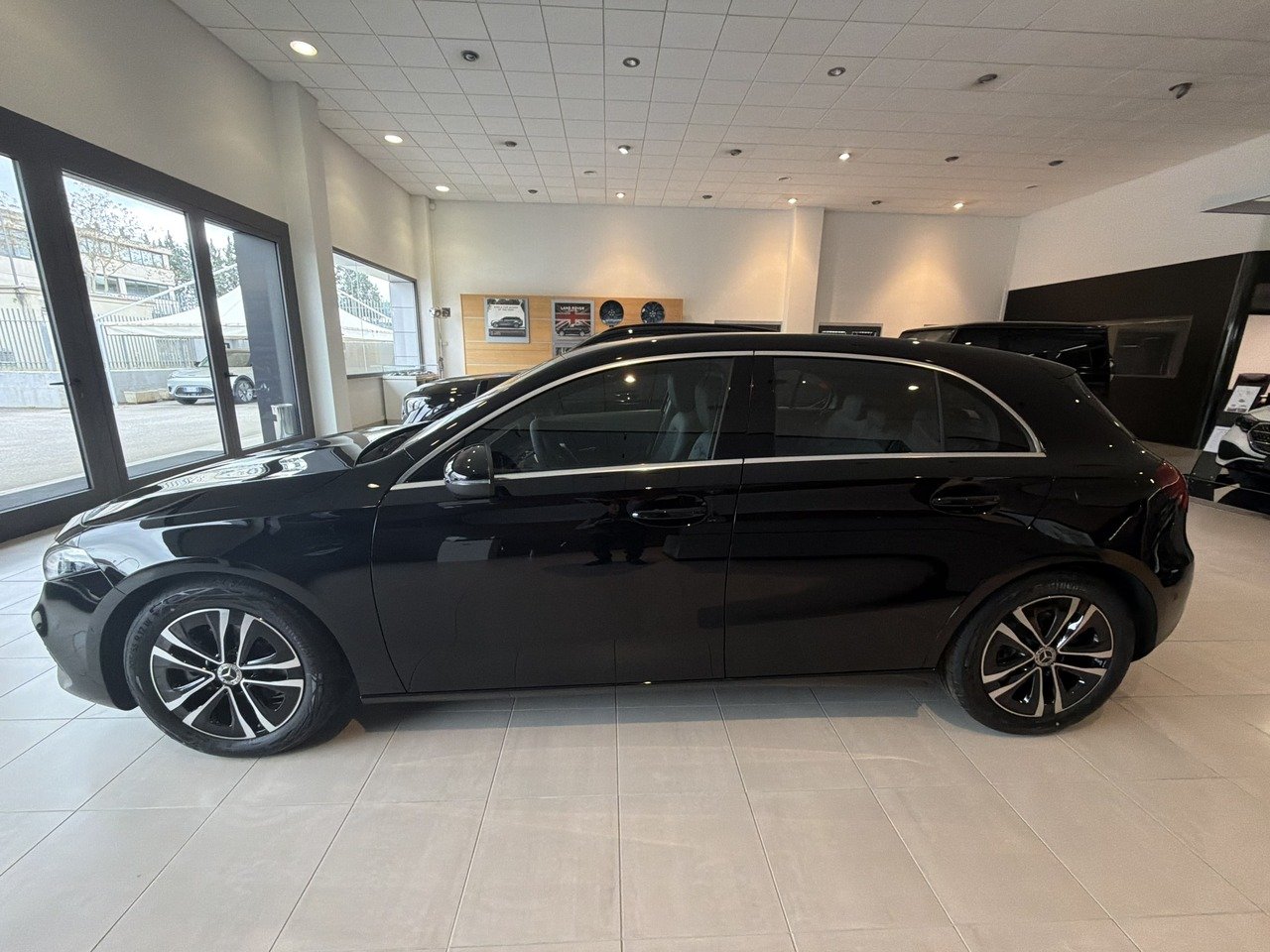 A 180 d Progressive Extra auto - Certified