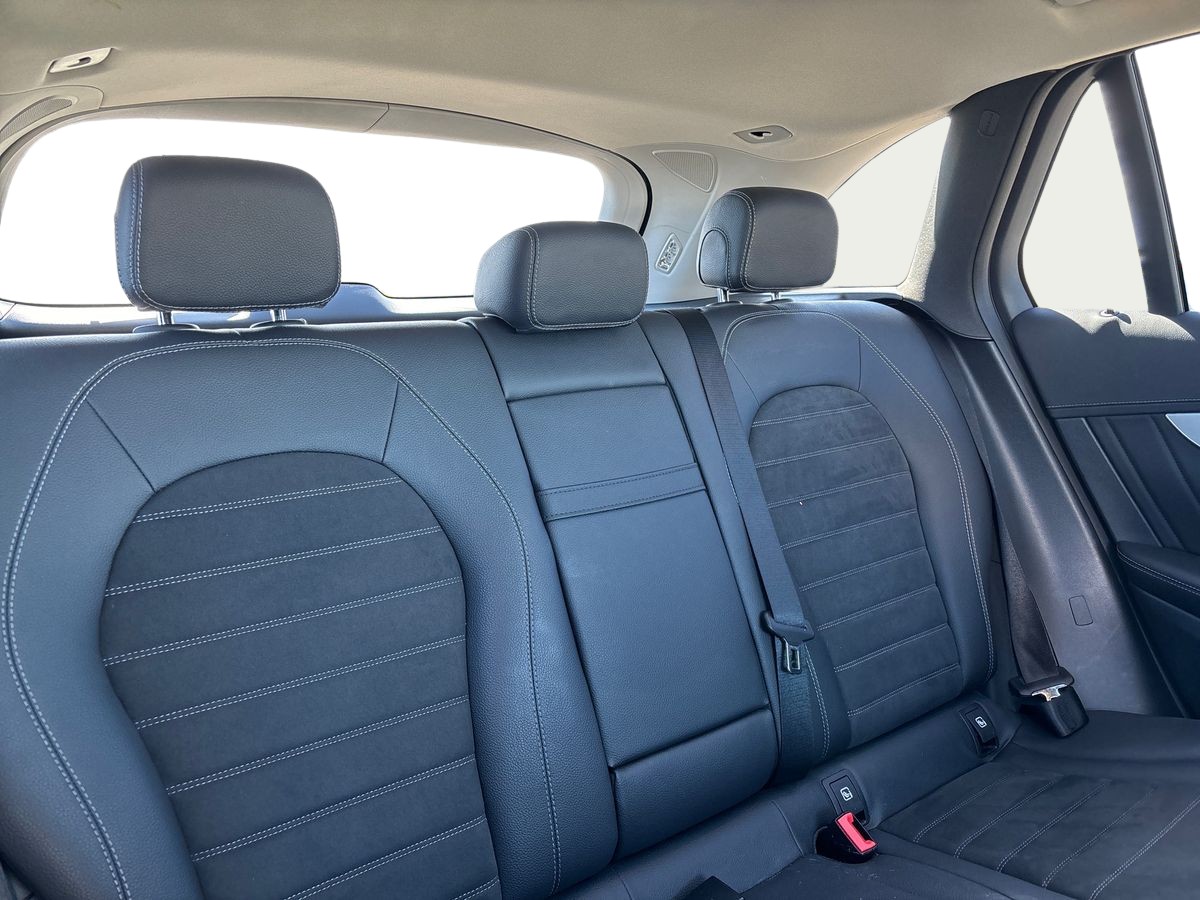 GLC 300 e phev (eq-power) Premium Plus 4matic auto - Certified