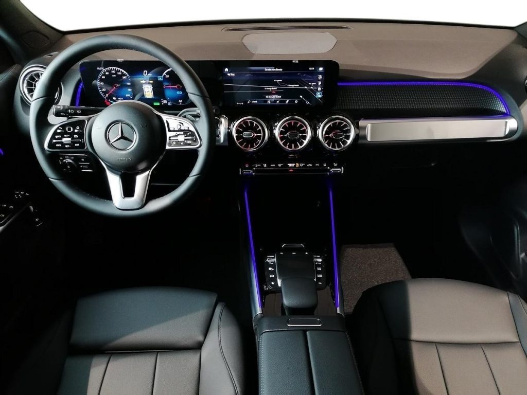 EQB 300 Sport 4matic - Certified