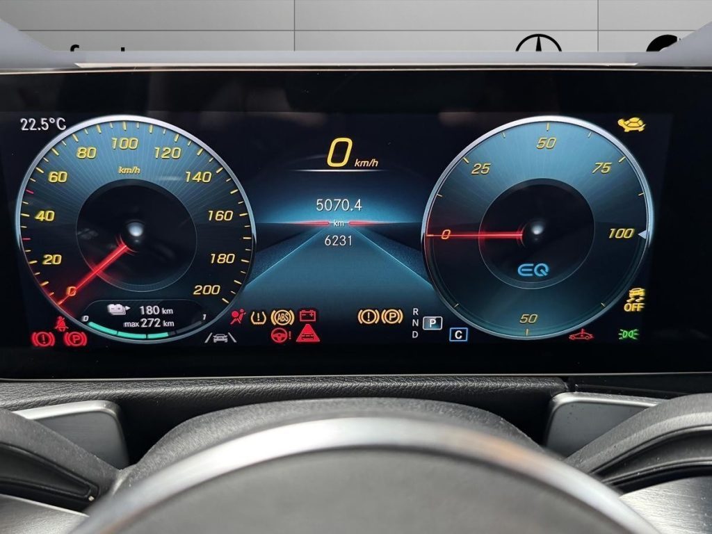 EQB 300 Sport 4matic - Certified