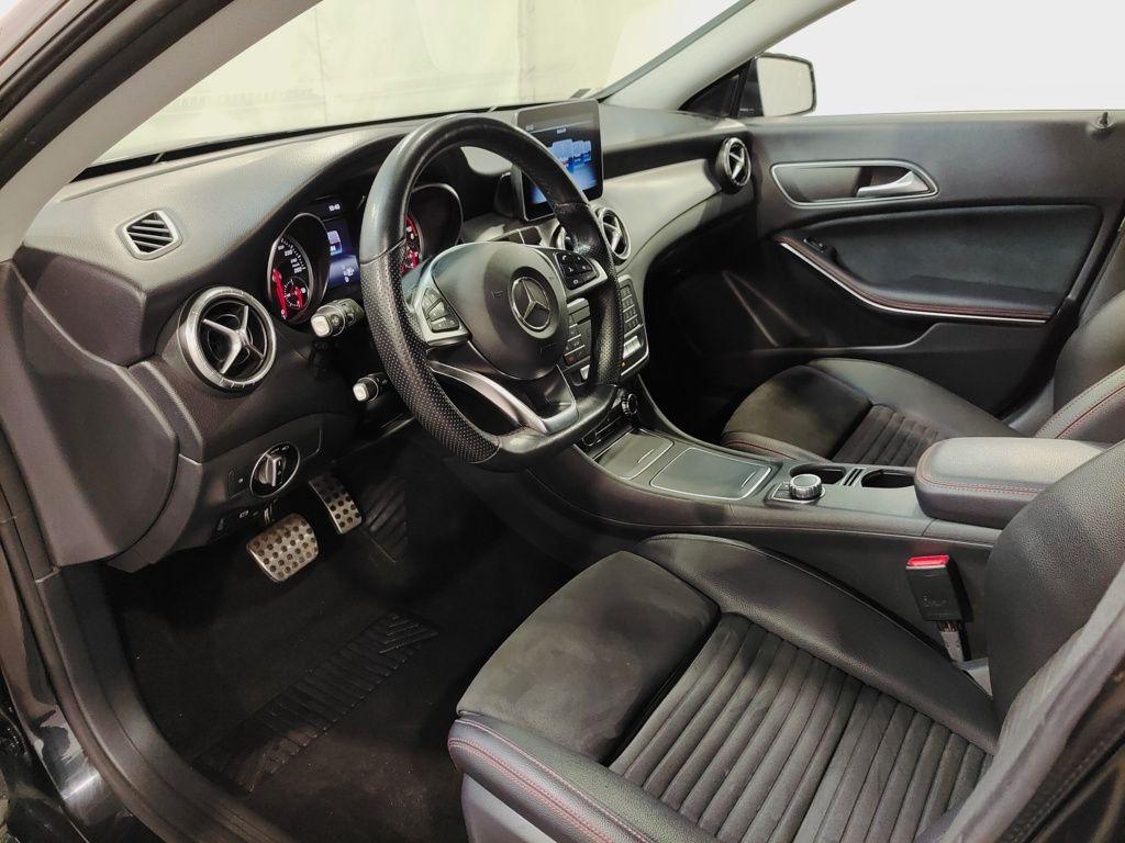 CLA Shooting Brake 200 d Premium auto FL - Certified