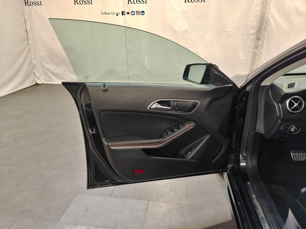 CLA Shooting Brake 200 d Premium auto FL - Certified