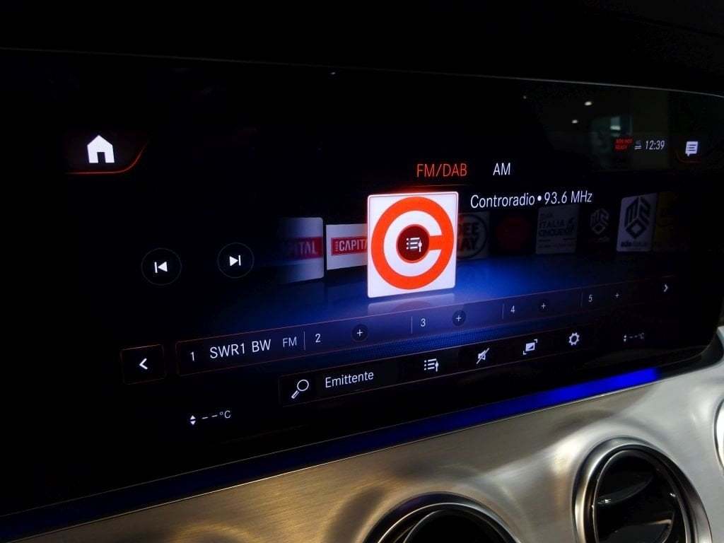 E SW 300 de phev (eq-power) Premium Plus 4matic au - Certified