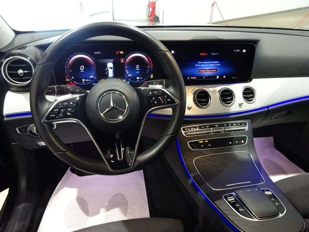 E SW 300 de phev (eq-power) Premium Plus 4matic au - Certified
