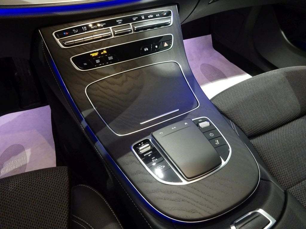 E SW 300 de phev (eq-power) Premium Plus 4matic au - Certified