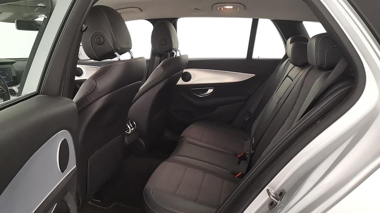 E SW 220 d Premium 4matic auto - Certified