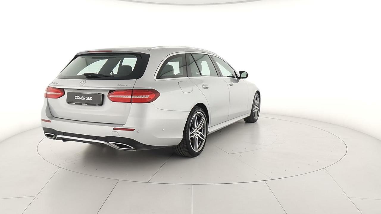 E SW 220 d Premium 4matic auto - Certified