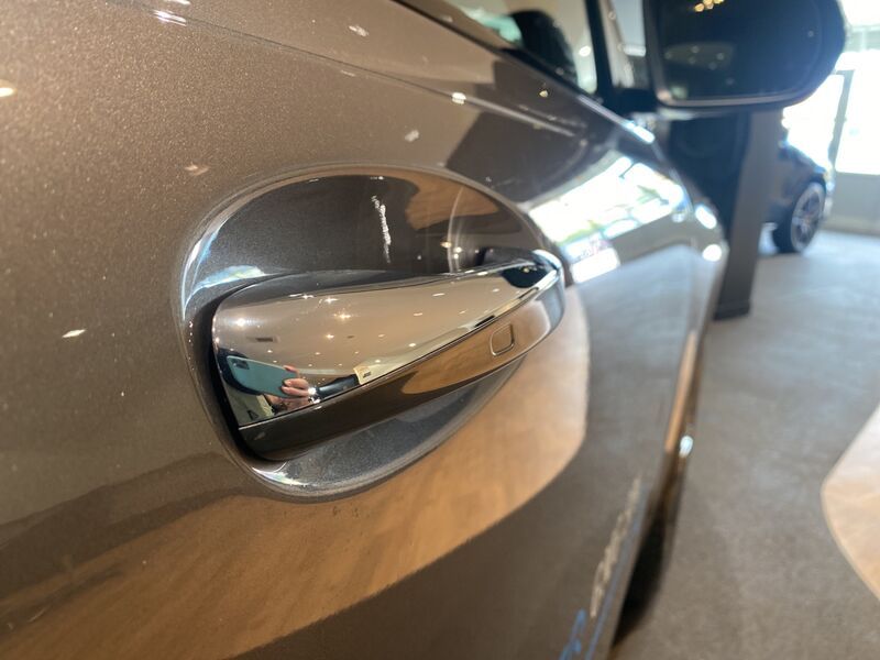 EQB 250 Premium Plus - Certified