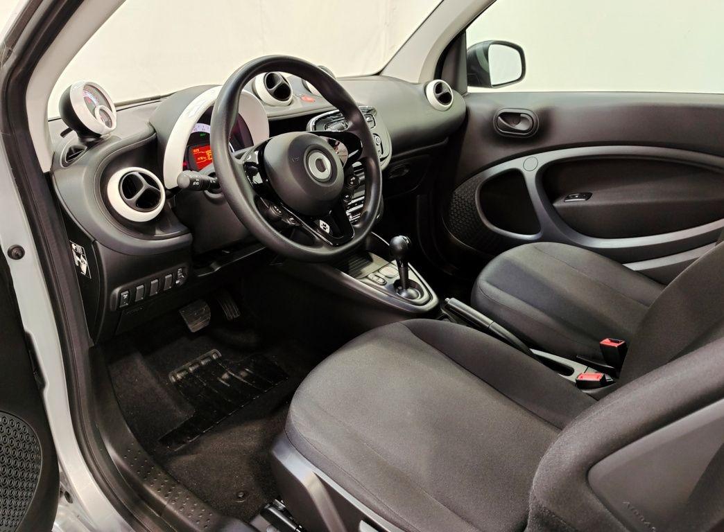 Fortwo eq Youngster my19 - Certified
