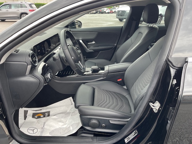 CLA Shooting Brake 180 d Sport auto - Certified