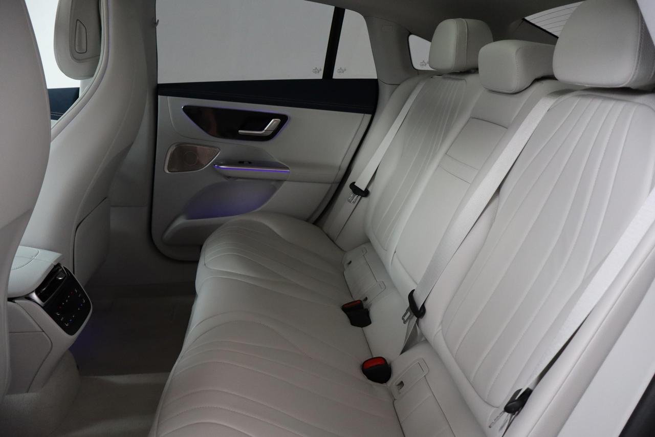 EQE 350 Premium Plus 4matic - Certified