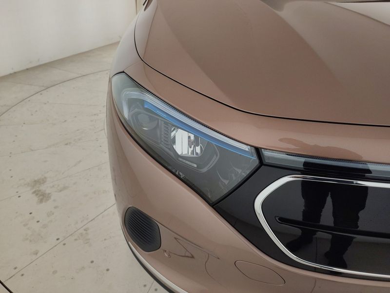 EQA 250 Sport Plus - Certified