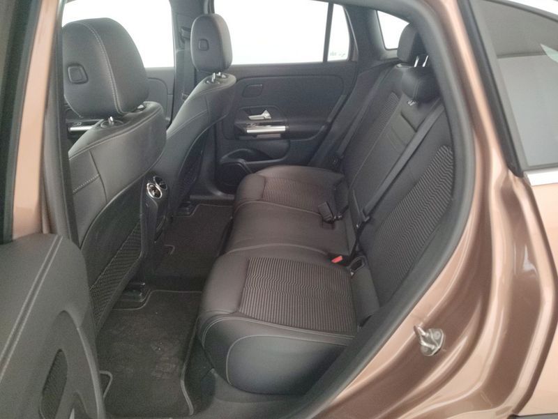 EQA 250 Sport Plus - Certified