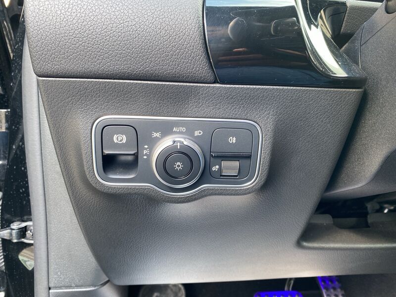EQA 250 Premium - Certified