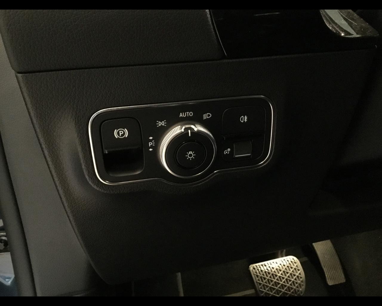 EQA 250 Sport Pro - Certified