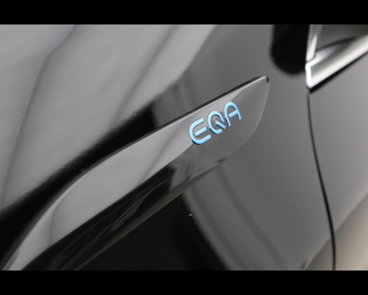 EQA 250 Premium - Certified