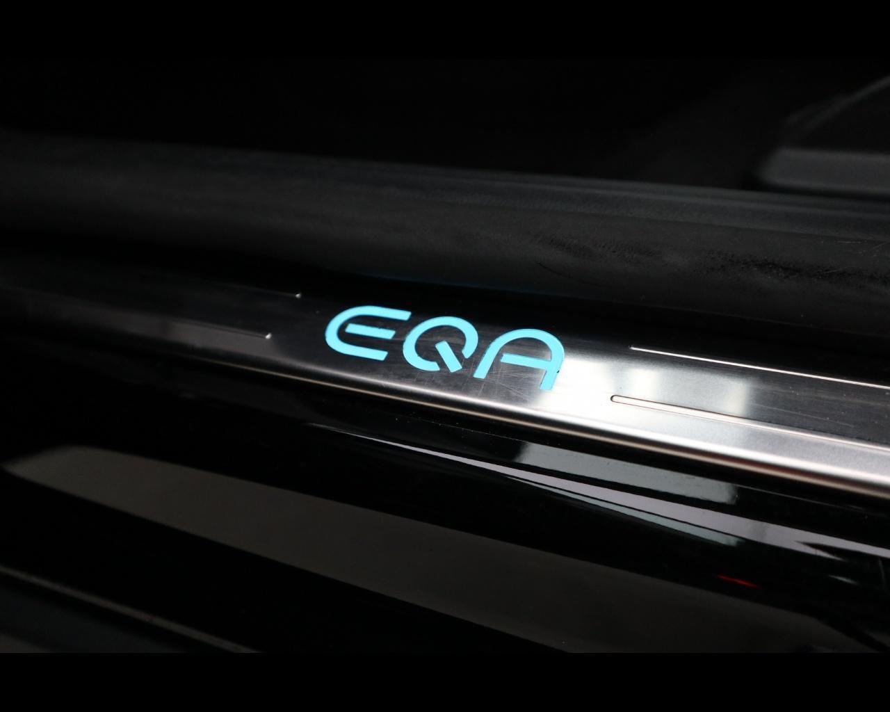 EQA 250 Premium - Certified