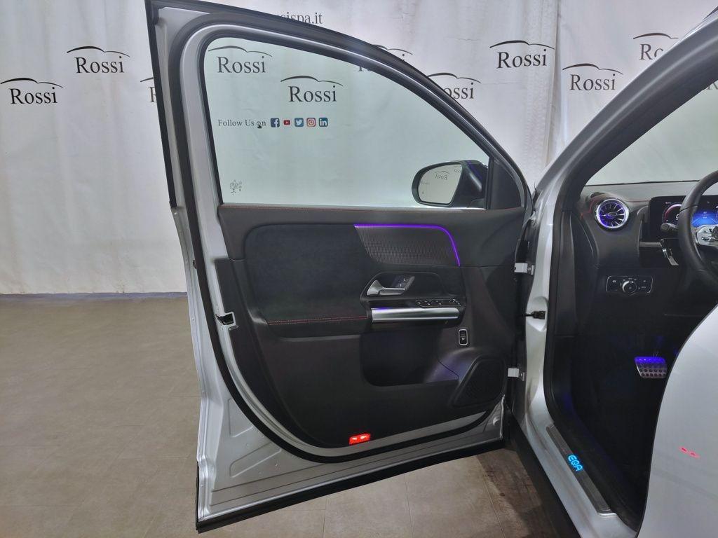 EQA 300 Premium 4matic - Certified