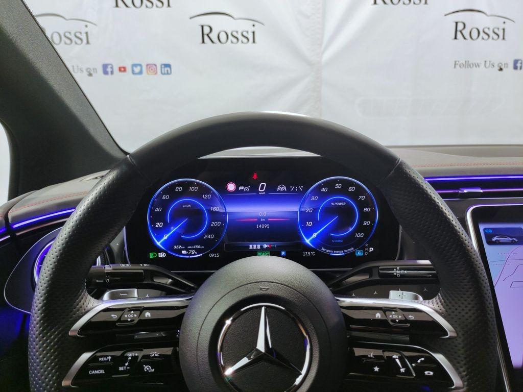 EQE 300 Premium - Certified