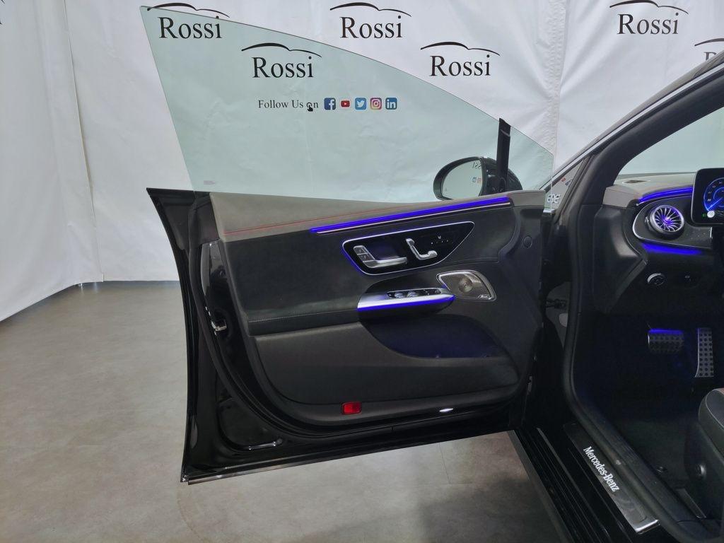 EQE 300 Premium - Certified