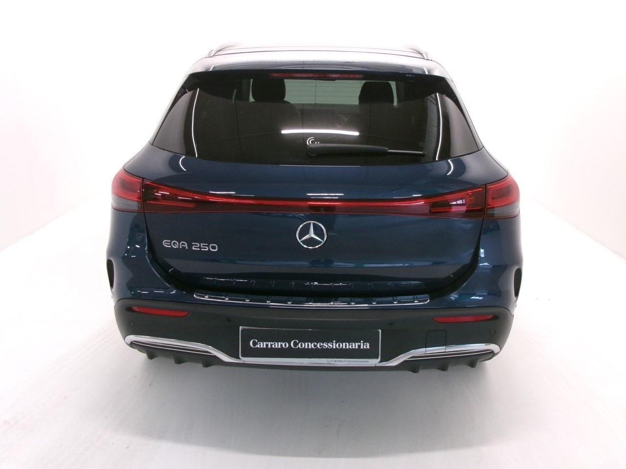 EQA 250 Premium - Certified