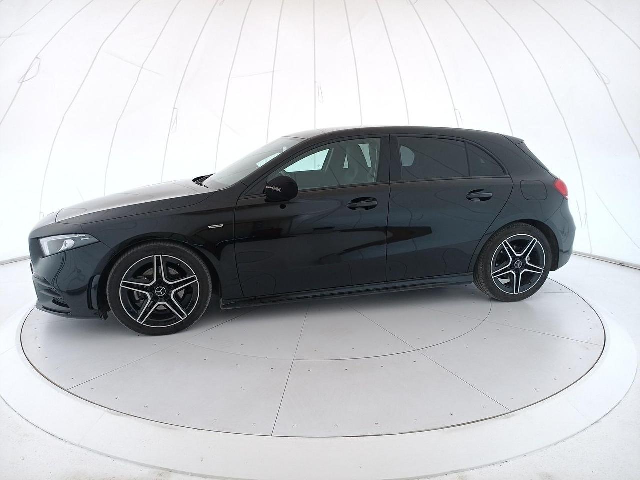 A 180 d Premium Night edition auto - Certified