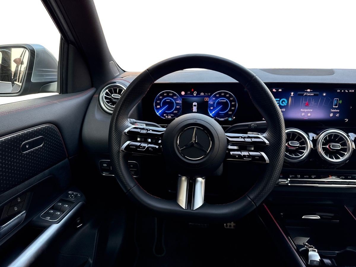 EQA 300 AMG Line Advanced 4matic - Certified