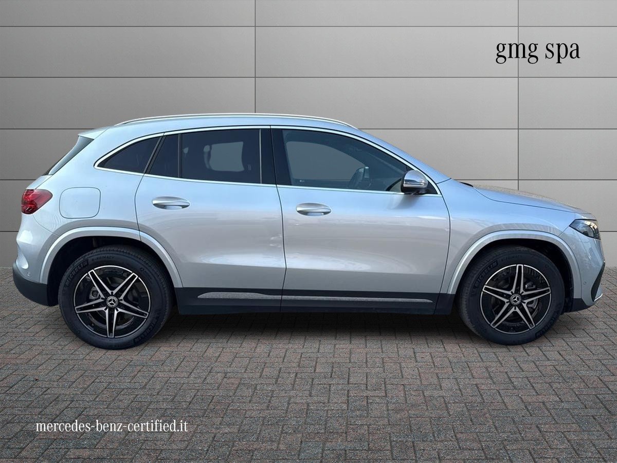 EQA 300 AMG Line Advanced 4matic - Certified