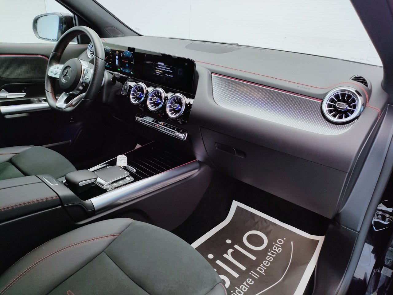 EQA 300 Premium 4matic - Certified