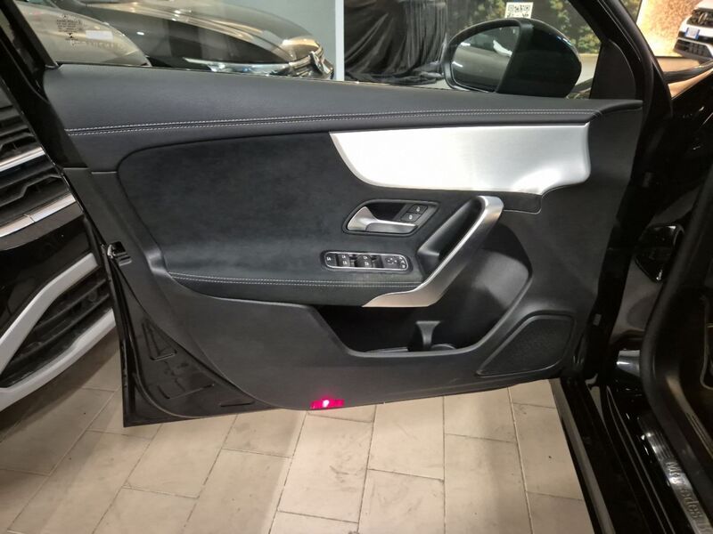 A 180 d Premium Night edition auto - Certified