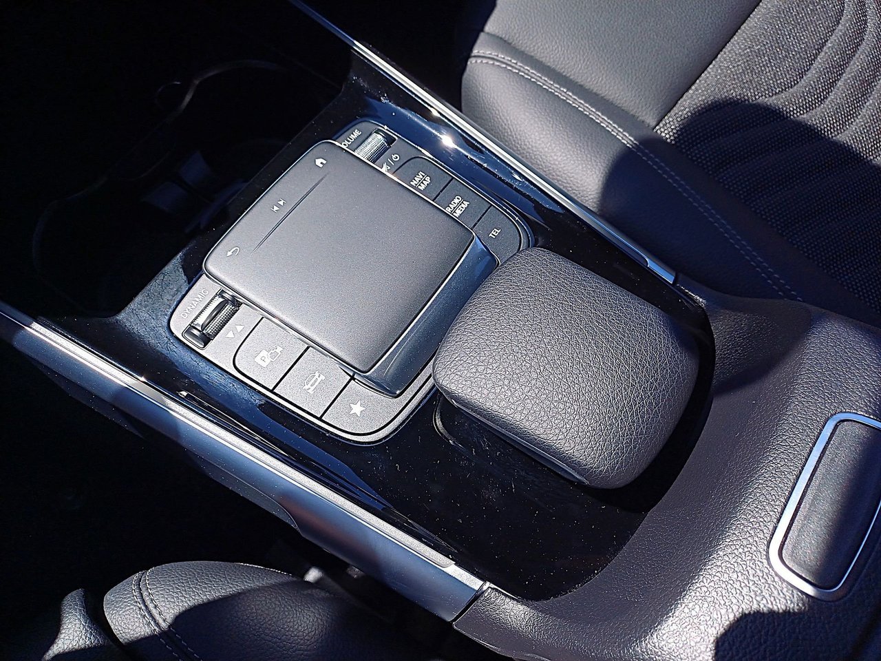 EQB 350 Sport 4matic - Certified