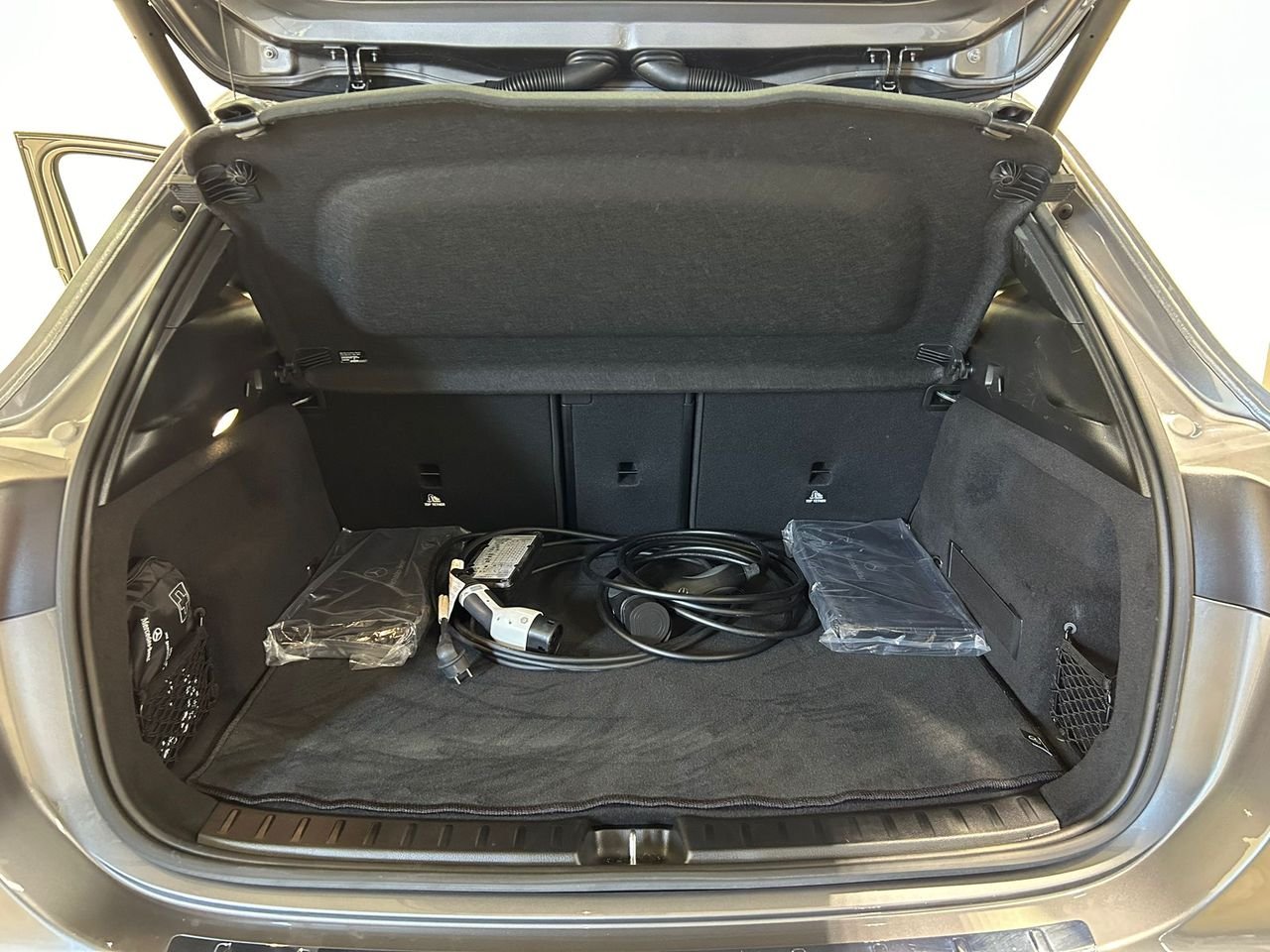 EQA 250 Premium Plus - Certified