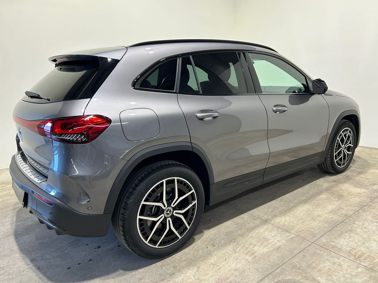 EQA 250 Premium Plus - Certified