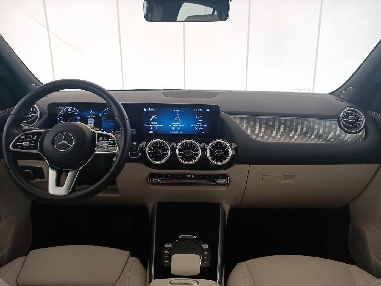 EQA 250 Sport Plus - Certified