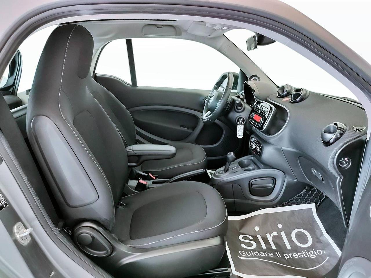 Fortwo 1.0 Passion 71cv twinamic my18 - Certified