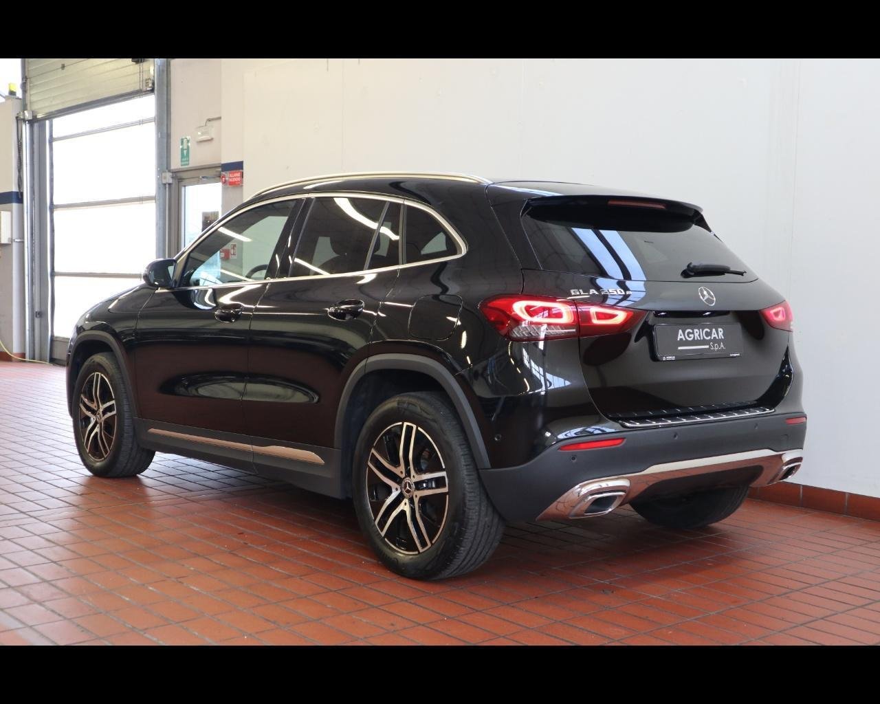 GLA 250 e phev (eq-power) Sport Plus auto - Certified