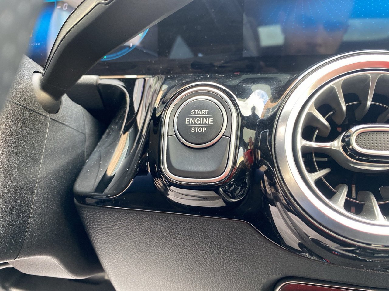 GLA 250 e phev (eq-power) Premium auto - Certified