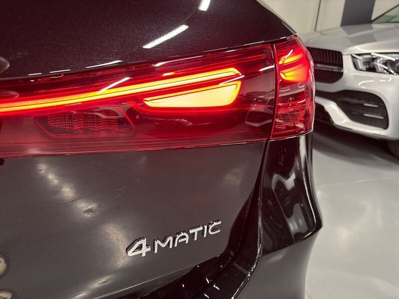 EQA 300 AMG Line Advanced 4matic - Certified
