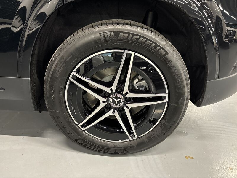 EQA 300 AMG Line Advanced 4matic - Certified