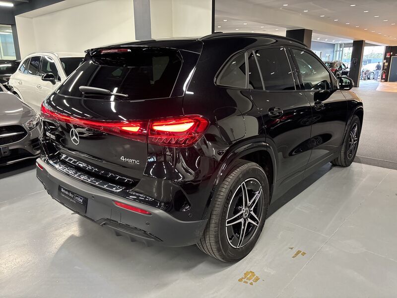 EQA 300 AMG Line Advanced 4matic - Certified