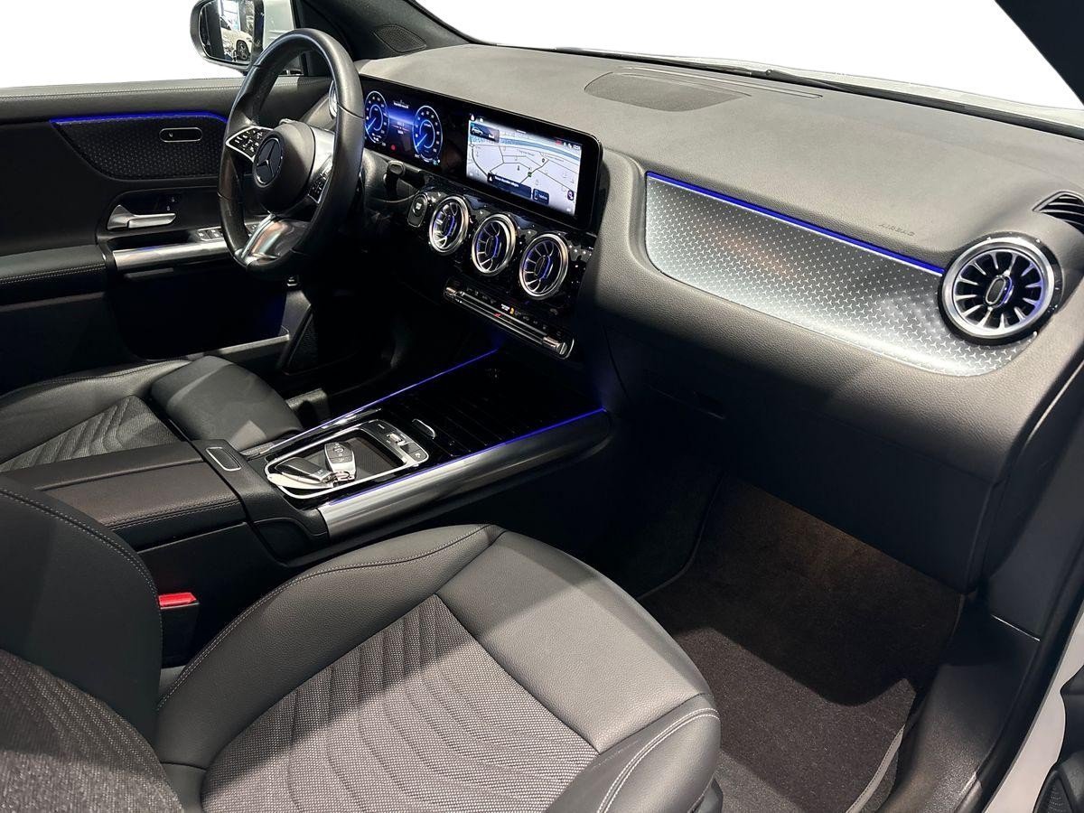 EQA 300 Progressive Advanced 4matic - Certified